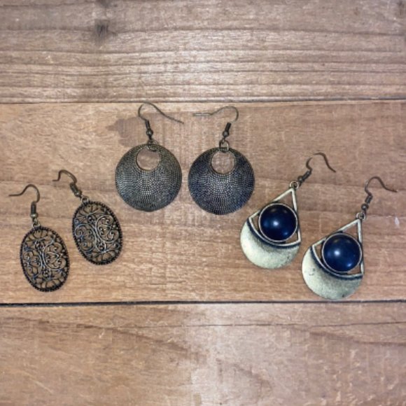3 Earring sets - #33 - Picture 1 of 5